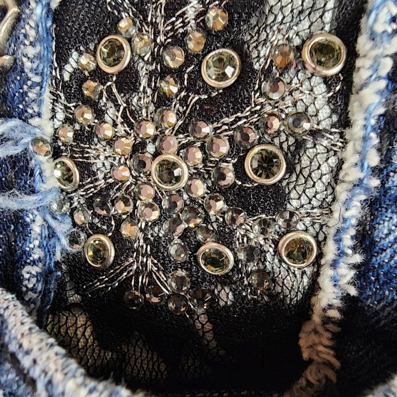 Miss Me JP6053B Low Rise Boot Cut Sequin Embellished Flap Pocket Jeans Size 28 - Picture 9 of 16